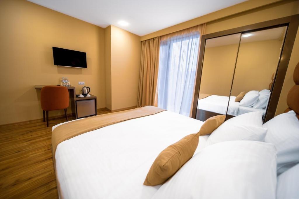 Тбилиси: Отель Residence Plaza Mimino