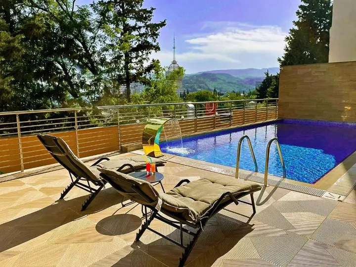 Тбилиси: Отель Residence Plaza Mimino