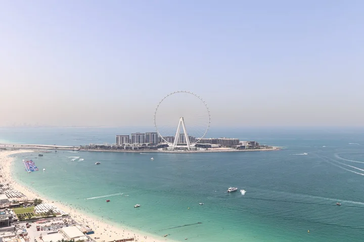 Дубай: Apartments HiGuests - Luxurious Apartment direct access to the beach!