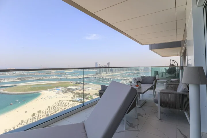 Дубай: Apartments HiGuests - Luxurious Apartment direct access to the beach!