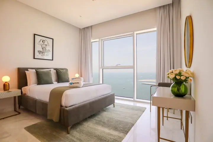 Дубай: Apartments HiGuests - Luxurious Apartment direct access to the beach!