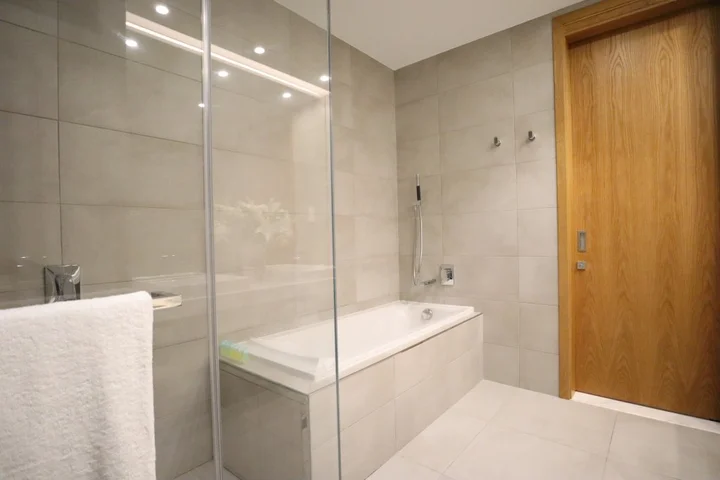 Дубай: Apartments HiGuests - Luxurious Apartment direct access to the beach!