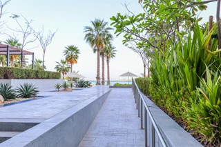 Дубай: Apartments HiGuests - Luxurious Apartment direct access to the beach!