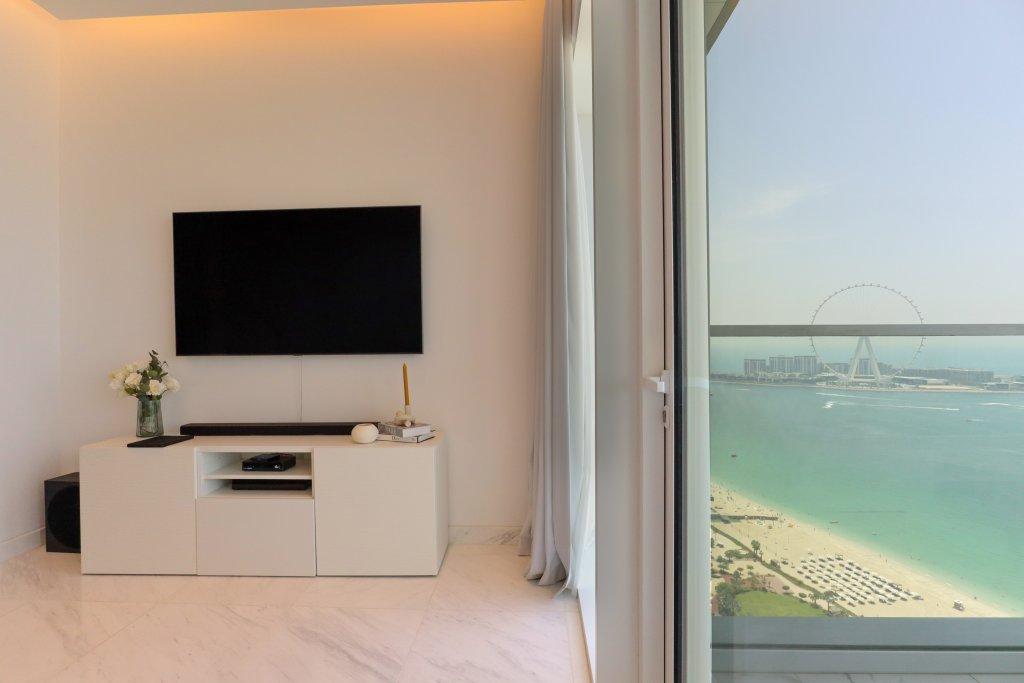 Дубай: Apartments HiGuests - Luxurious Apartment direct access to the beach!