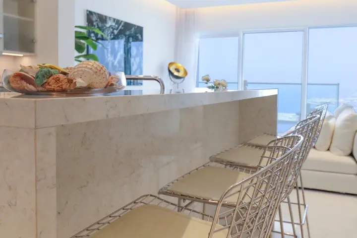 Дубай: Apartments HiGuests - Luxurious Apartment direct access to the beach!