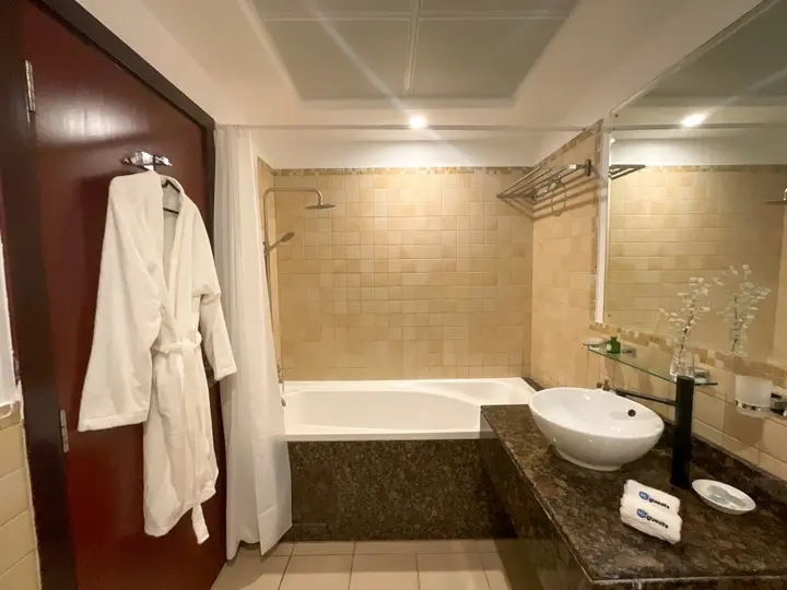 Дубай: Apartments HiGuests - Amazing Family Size Apt in JBR with Pool and Gym