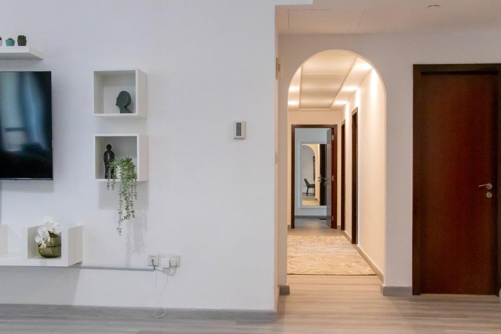 Дубай: Apartments HiGuests - Amazing Family Size Apt in JBR with Pool and Gym