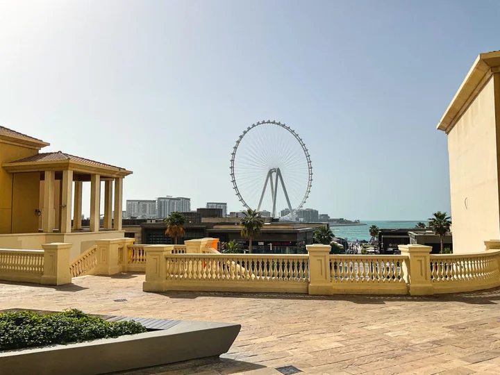 Дубай: Apartments HiGuests - Amazing Family Size Apt in JBR with Pool and Gym