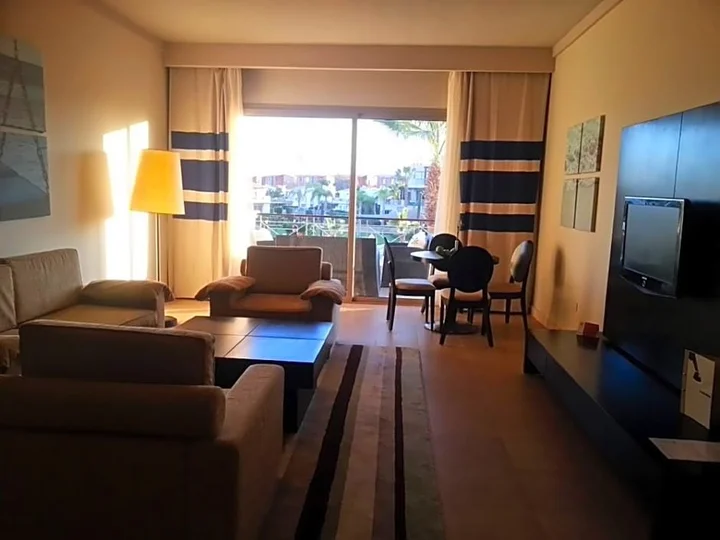 Айн-Сохна: Jaz Little Venice Golf Resort.