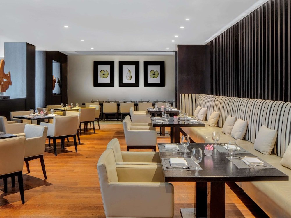 Дубай: Pullman Dubai Creek City Centre