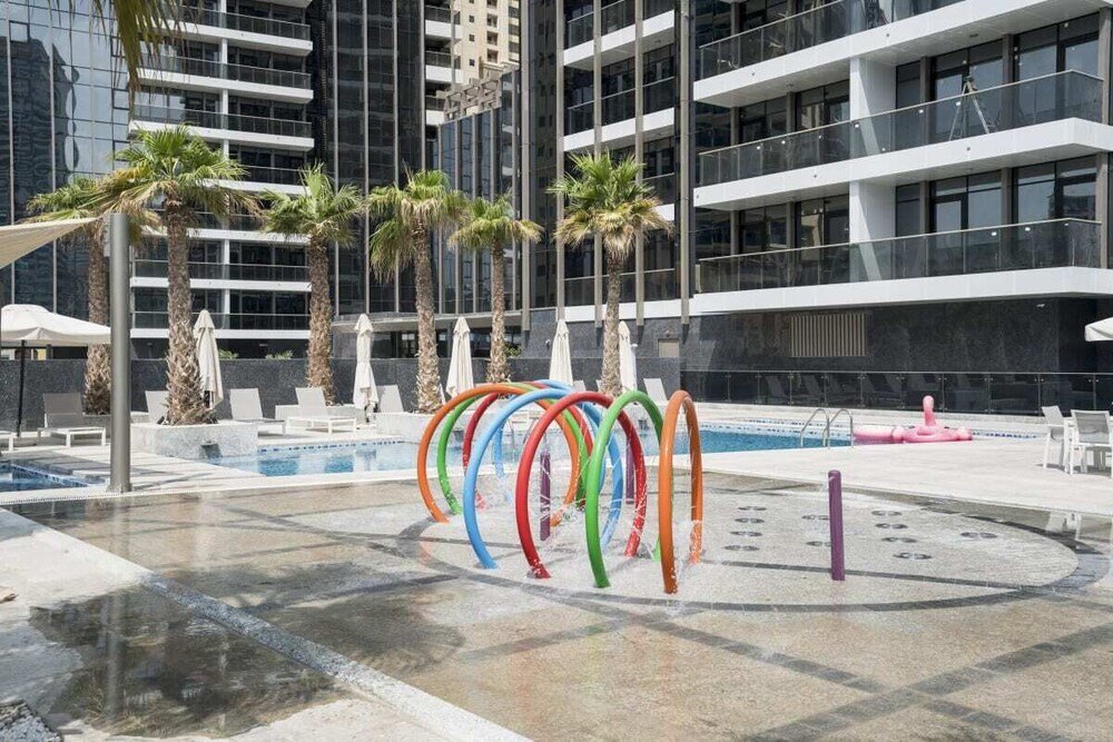 Дубай: Modern En-suite Flat w/ Dubai Marina View!