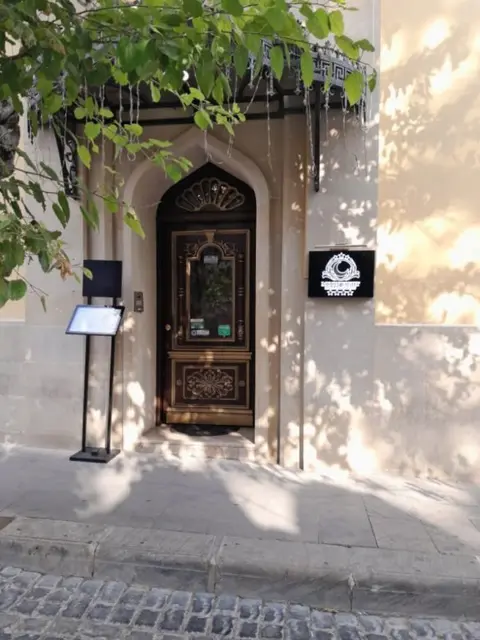 Баку: Отель Moon Light Old City