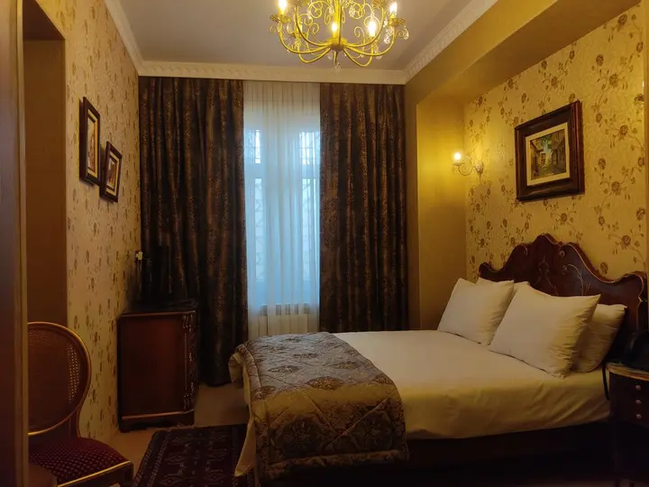 Баку: Отель Moon Light Old City