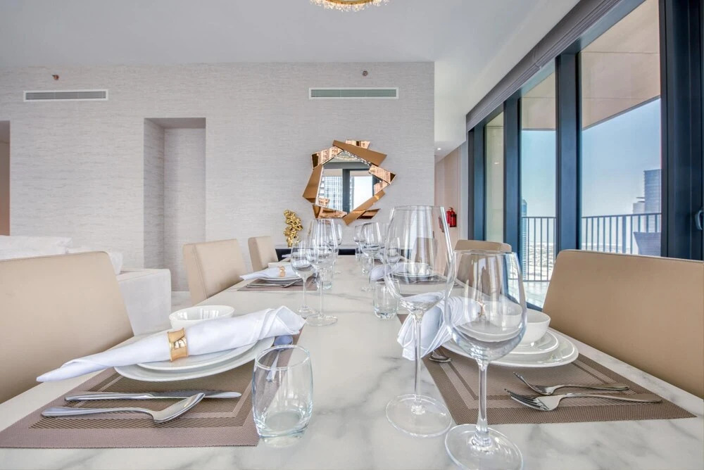 Дубай: Sea View Style and Beach Vibes 1 BR