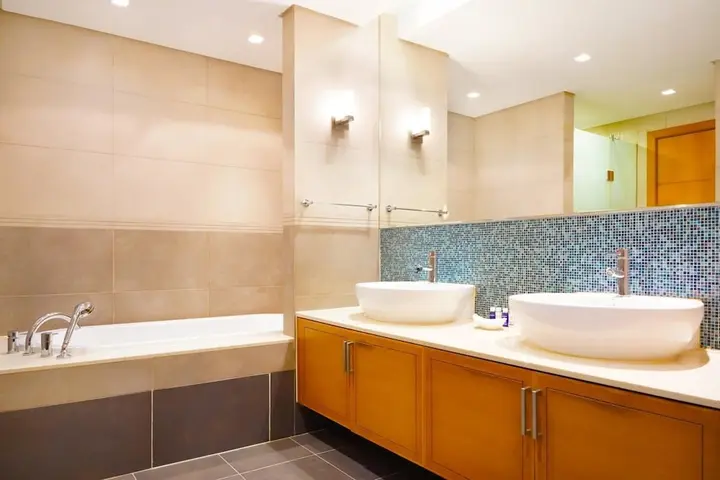 Дубай: Modern and Airy 2BR in Palm Jumeirah