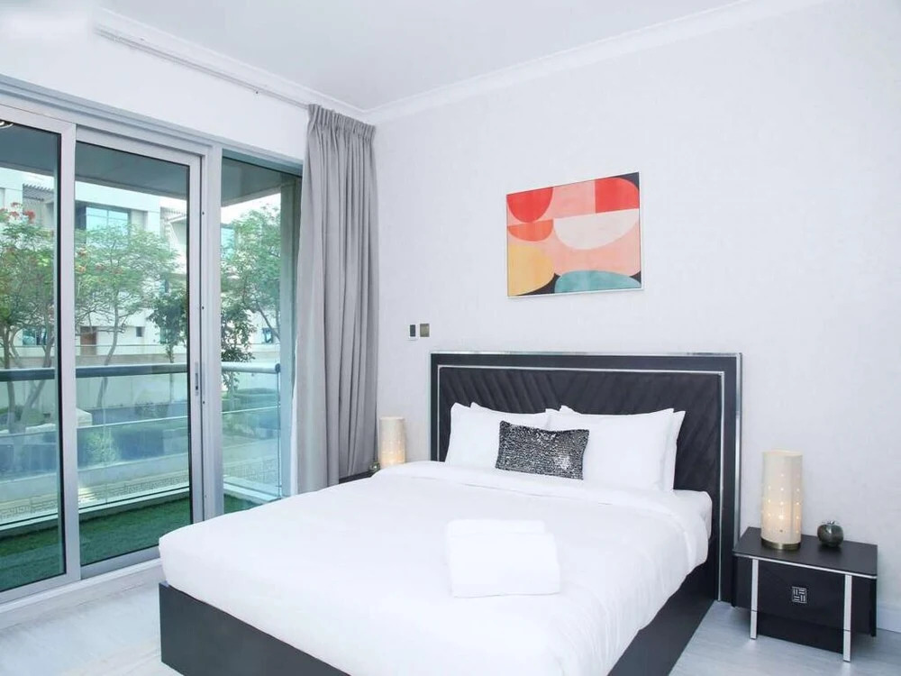 Дубай: Cozy 2BR With Balcony The Greens