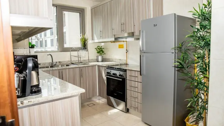 Дубай: Spacious One-bedroom Apartment at Al-jaddaf