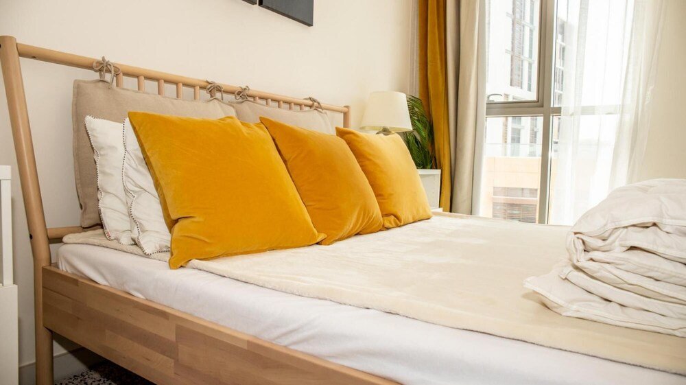 Дубай: Spacious One-bedroom Apartment at Al-jaddaf