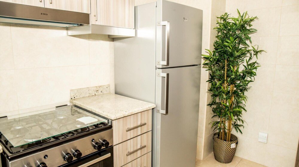 Дубай: Spacious One-bedroom Apartment at Al-jaddaf