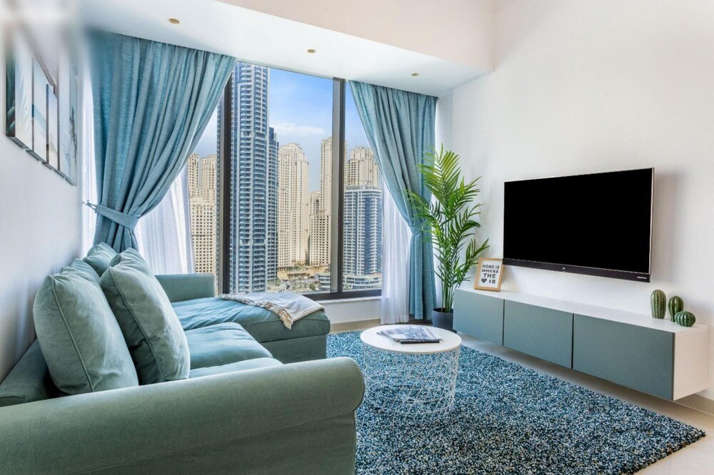 Дубай: Classic 1B in the Heart of the Marina