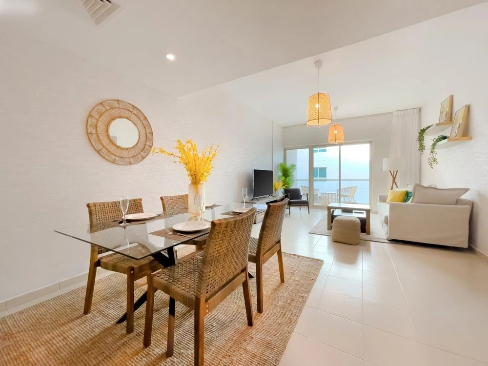 Дубай: Spectacular 1BR Community View