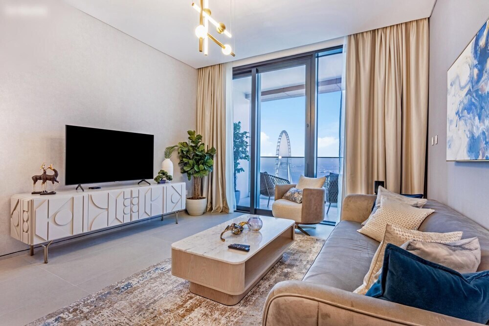 Дубай: Rare Full sea View Address Residence