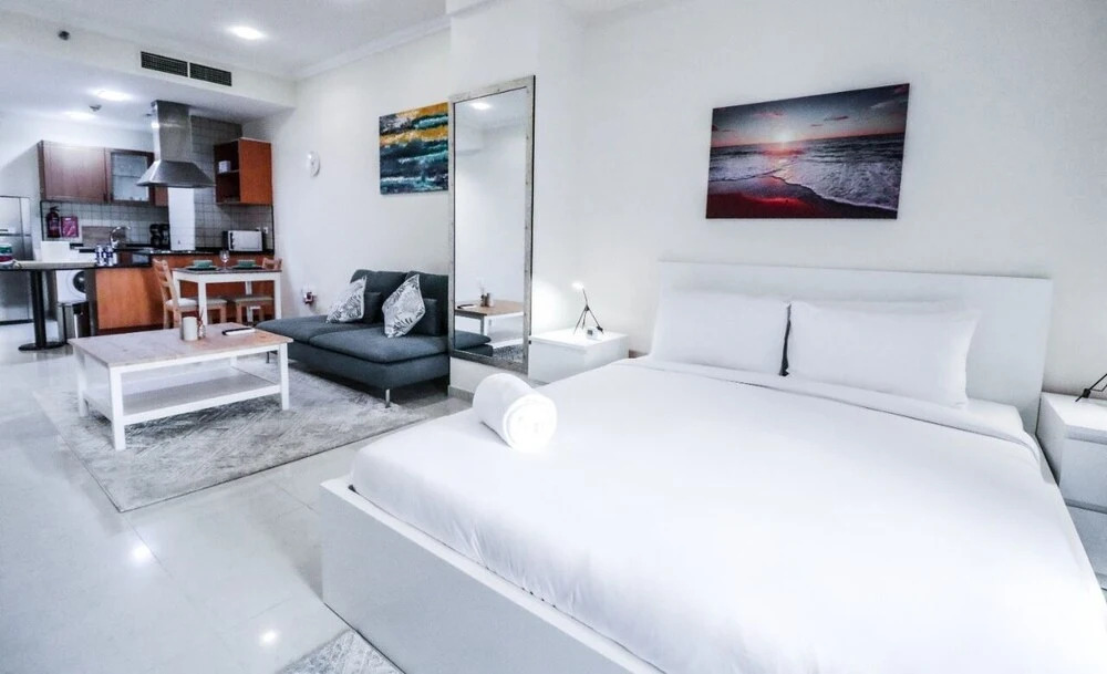Дубай: Stylish Studio Silicon Oasis by Bnbme Homes