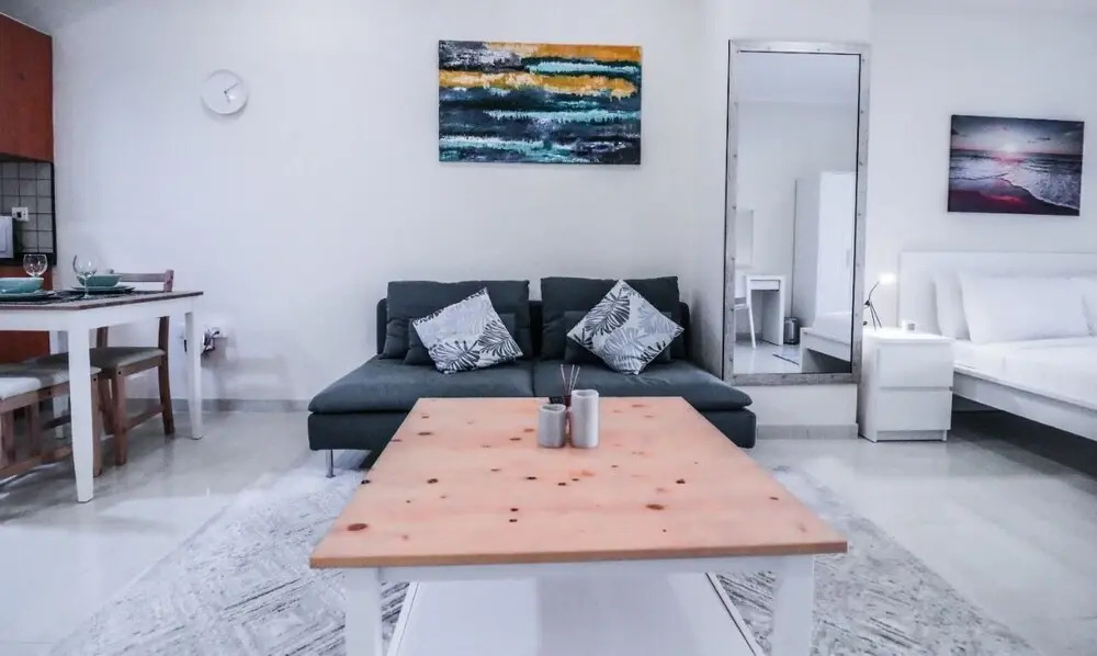 Дубай: Stylish Studio Silicon Oasis by Bnbme Homes