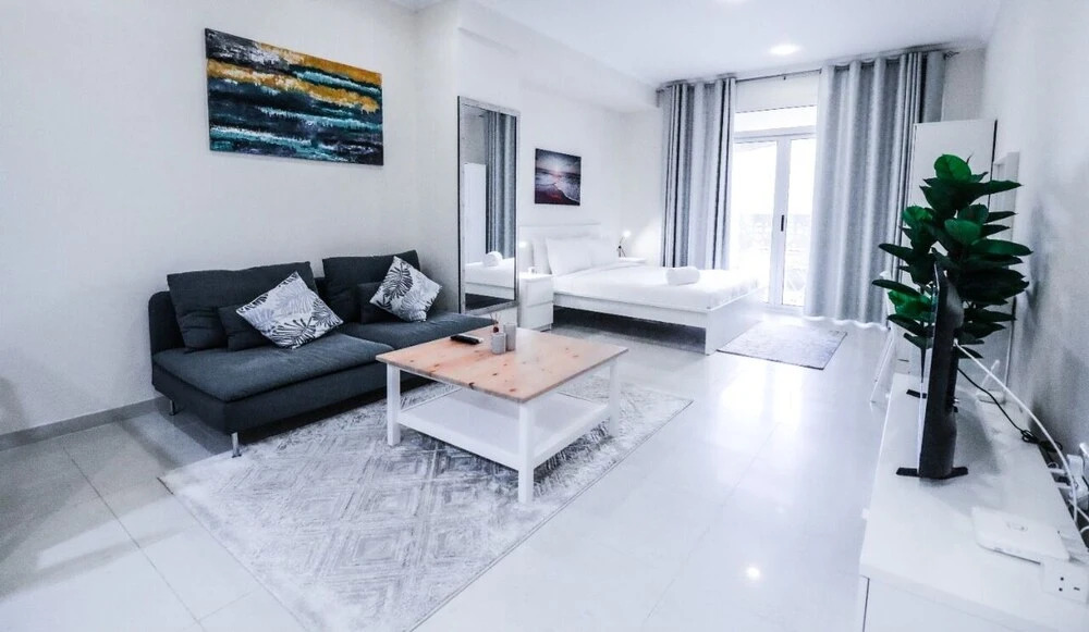 Дубай: Stylish Studio Silicon Oasis by Bnbme Homes
