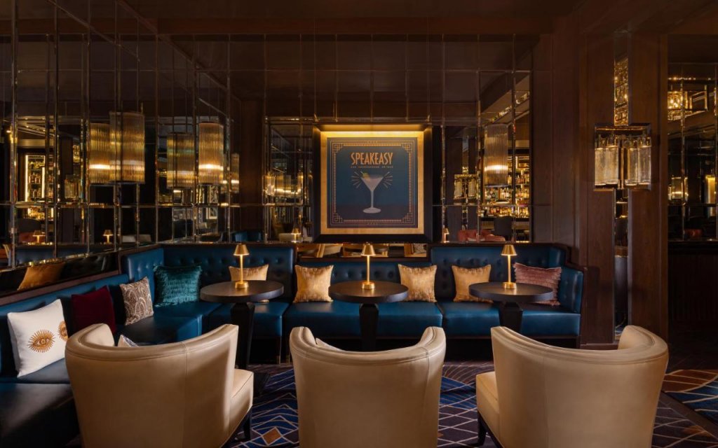 Баку: The Ritz-Carlton, Baku