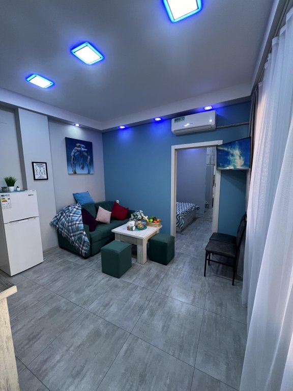 Ереван: Апартаменты Cool Blue Interior