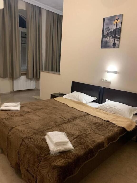 Тбилиси: Hotel Grandis