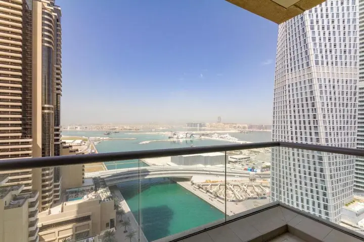 Дубай: Express Holiday Homes -2BR Beautiful Apt with Ocean Palm & Atlantis View