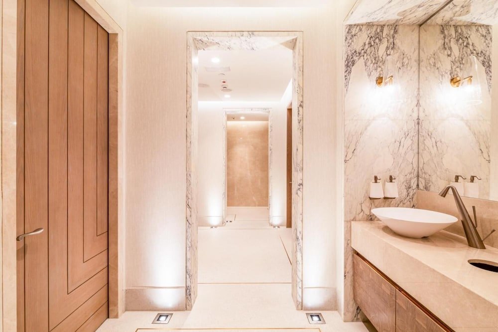 Дубай: Fancy Studio at the Palm With The Atlantis View