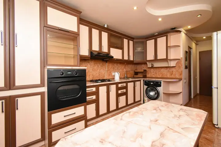Ереван: Апартаменты Amiryan 18a
