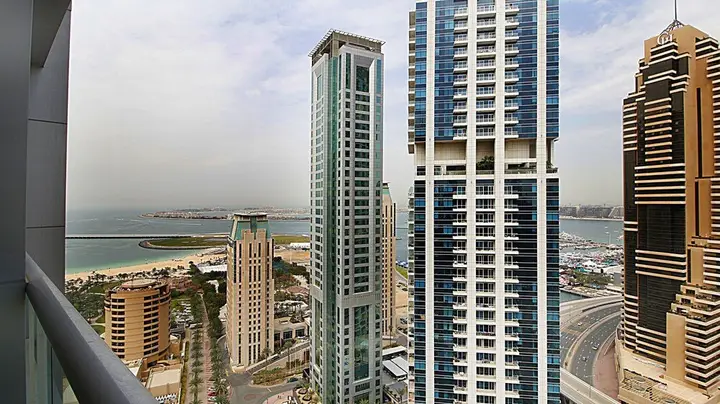 Skyview Tower by Raine & Horne — фото 2