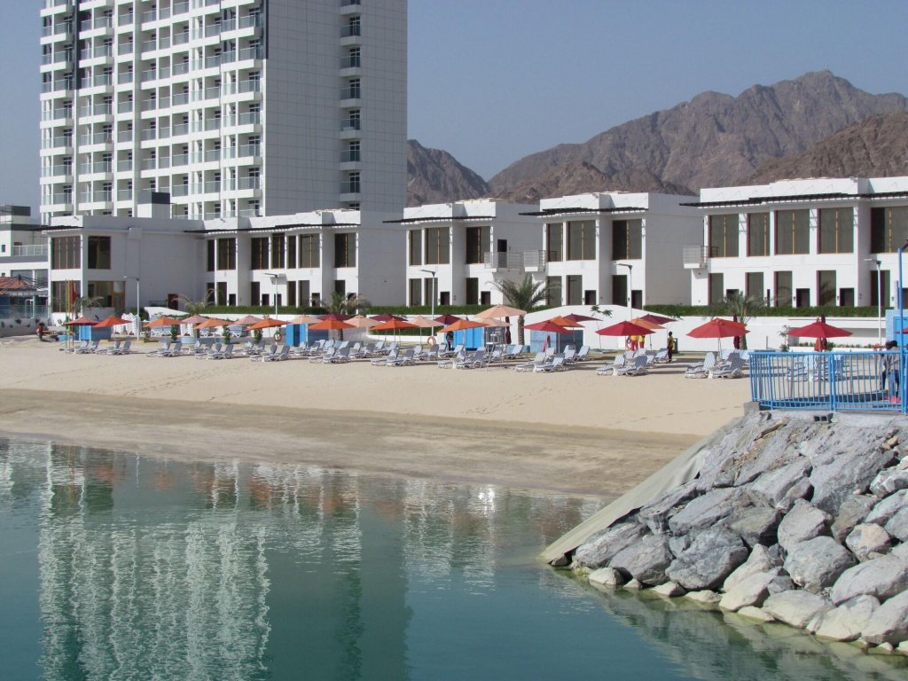 Дибба: Mirage Bab Al Bahr Beach Resort