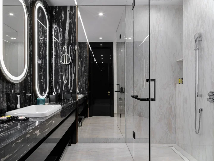 Ереван: Seven Visions Resort and Places, the Dvin
