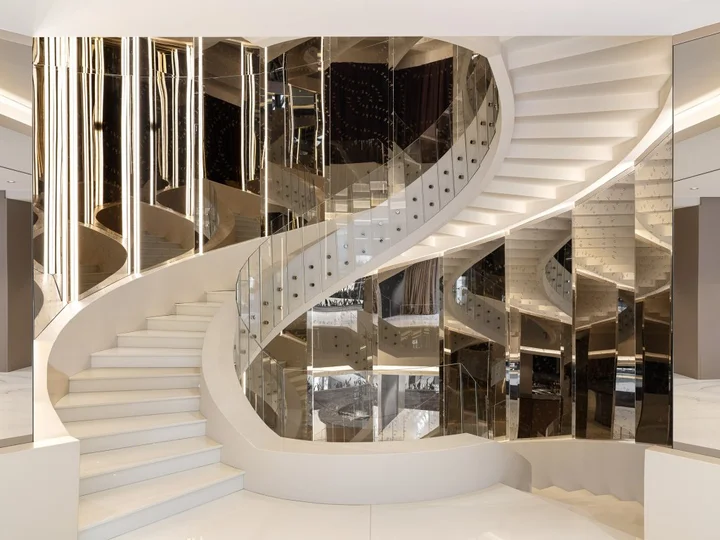 Ереван: Seven Visions Resort and Places, the Dvin