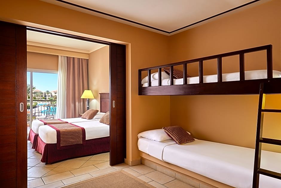 Шарм-эш-Шейх (Шарм-эль-Шейх): Jaz Mirabel Resort