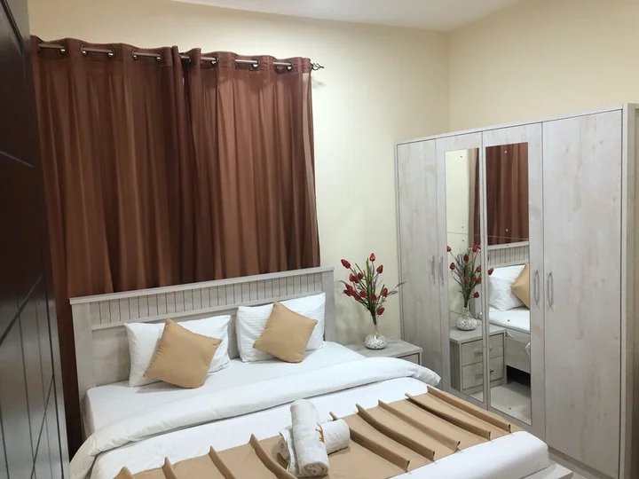 Аджман: Al Khaleej Plaza Hotel Apartment