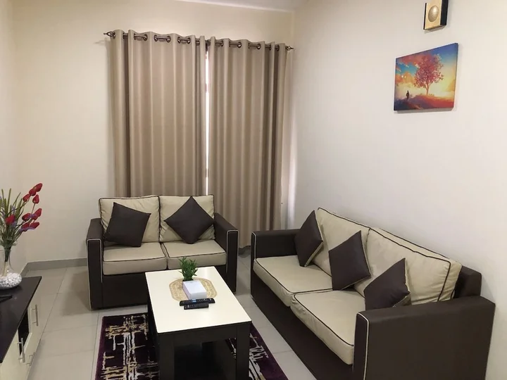 Аджман: Al Khaleej Plaza Hotel Apartment
