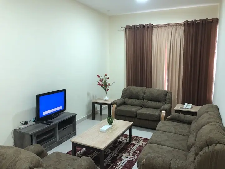 Аджман: Al Khaleej Plaza Hotel Apartment