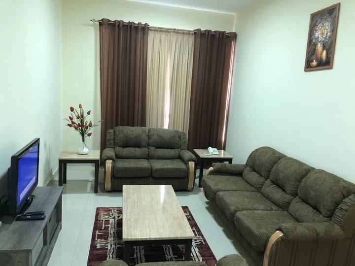 Аджман: Al Khaleej Plaza Hotel Apartment