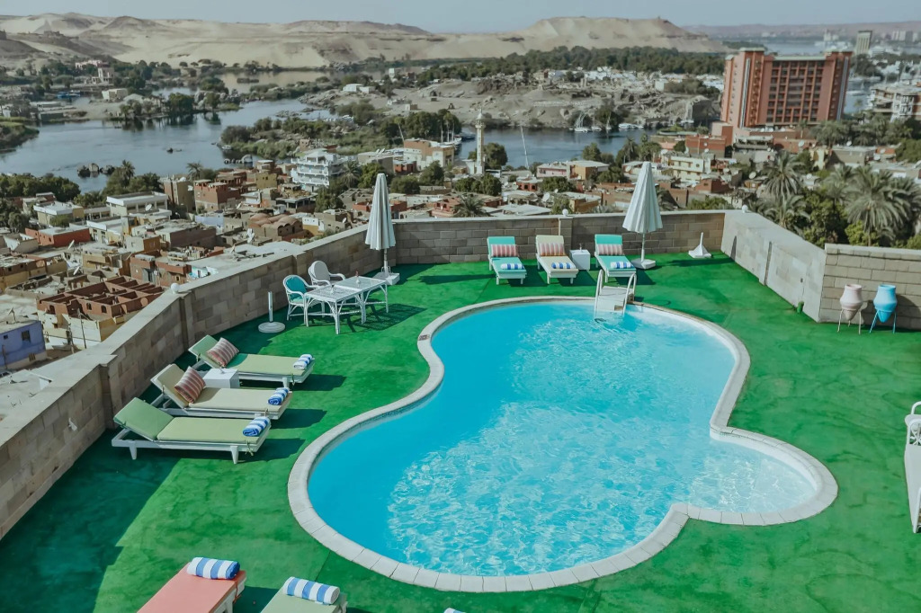 Асуан: Basma Executive Club