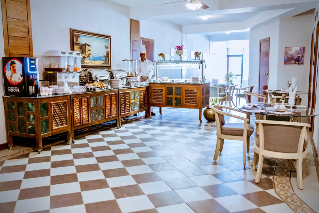 Асуан: Basma Executive Club