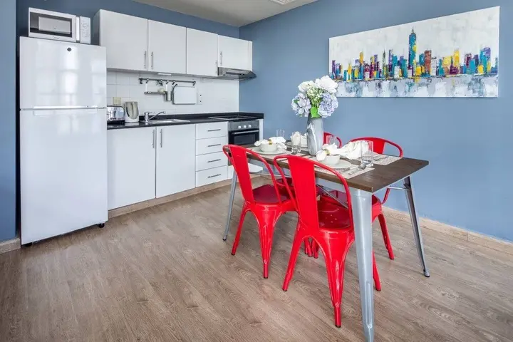 Дубай: Vibrant Studio in Dubai Marina - Near Metro & Tram