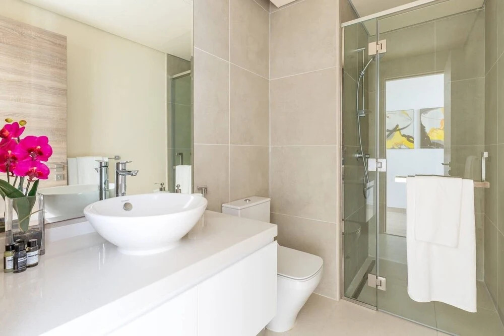 Дубай: Refined Studio Apartment in Dubai Marina