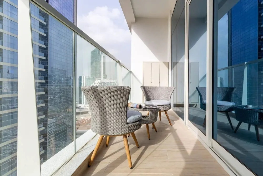 Дубай: Refined Studio Apartment in Dubai Marina