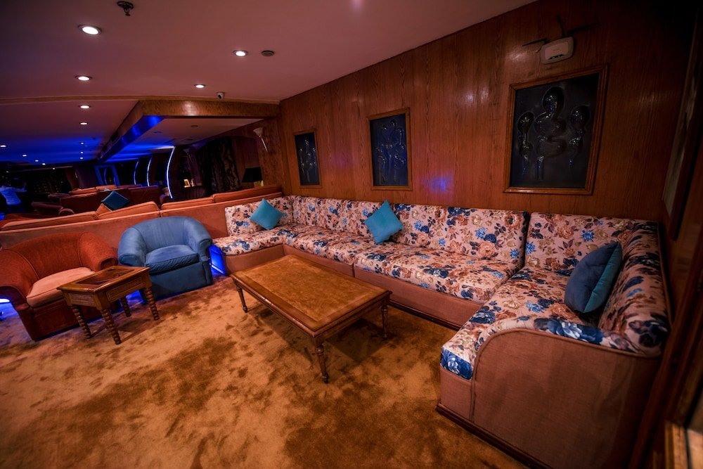 Луксор: MS Royal La Terrasse Luxor-Aswan 7 Night Cruise Thur-Thur